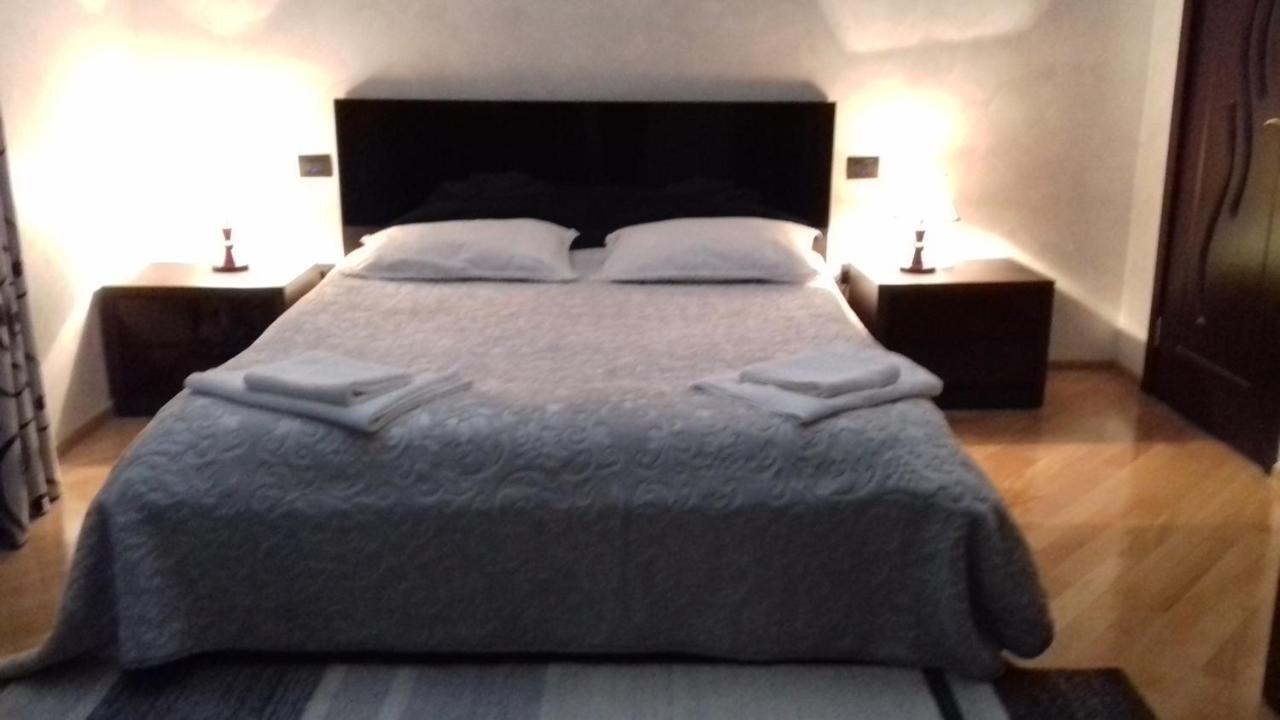 Makos Guest House Kutaisi Luaran gambar